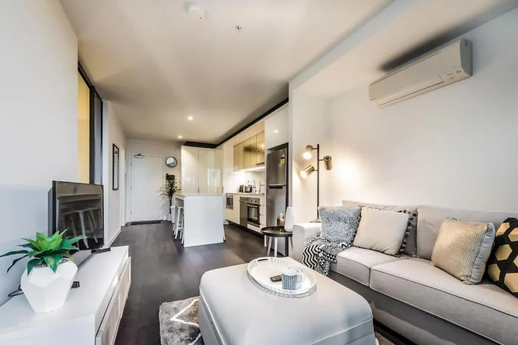 Le’Gardin in CBD 3beds 2br near southern cross mlb