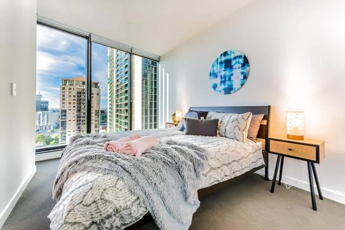 Le’Gardin in CBD 3beds 2br near southern cross mlb — 3