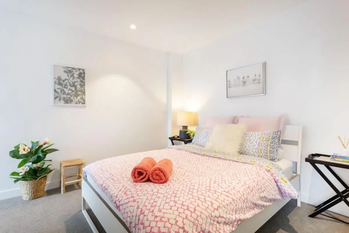 Le Oasis Apt inCBD 2BR 3Beds near Southern cross — 3
