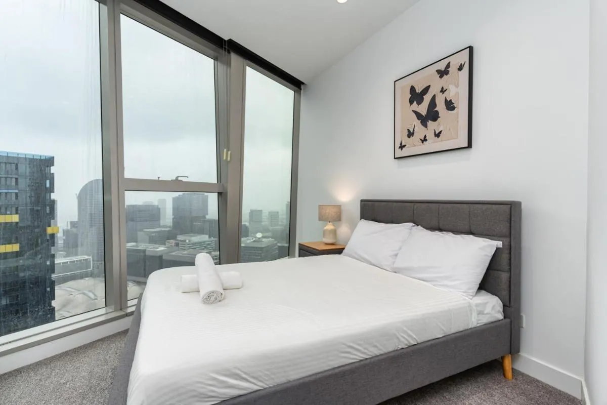 Luxury Ritz 2B2B with Pool Gym Sauna — 2