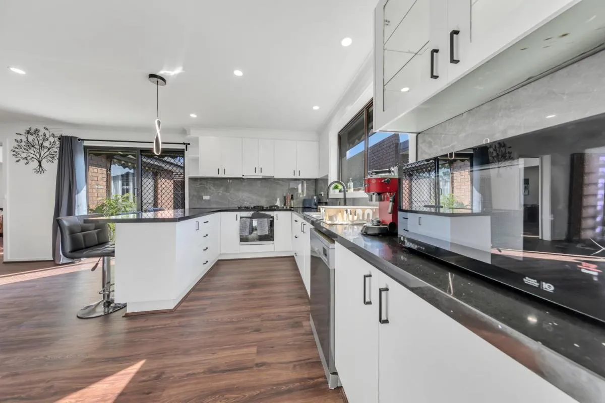 Melbourne Airport Pet friendly Guest House — 4