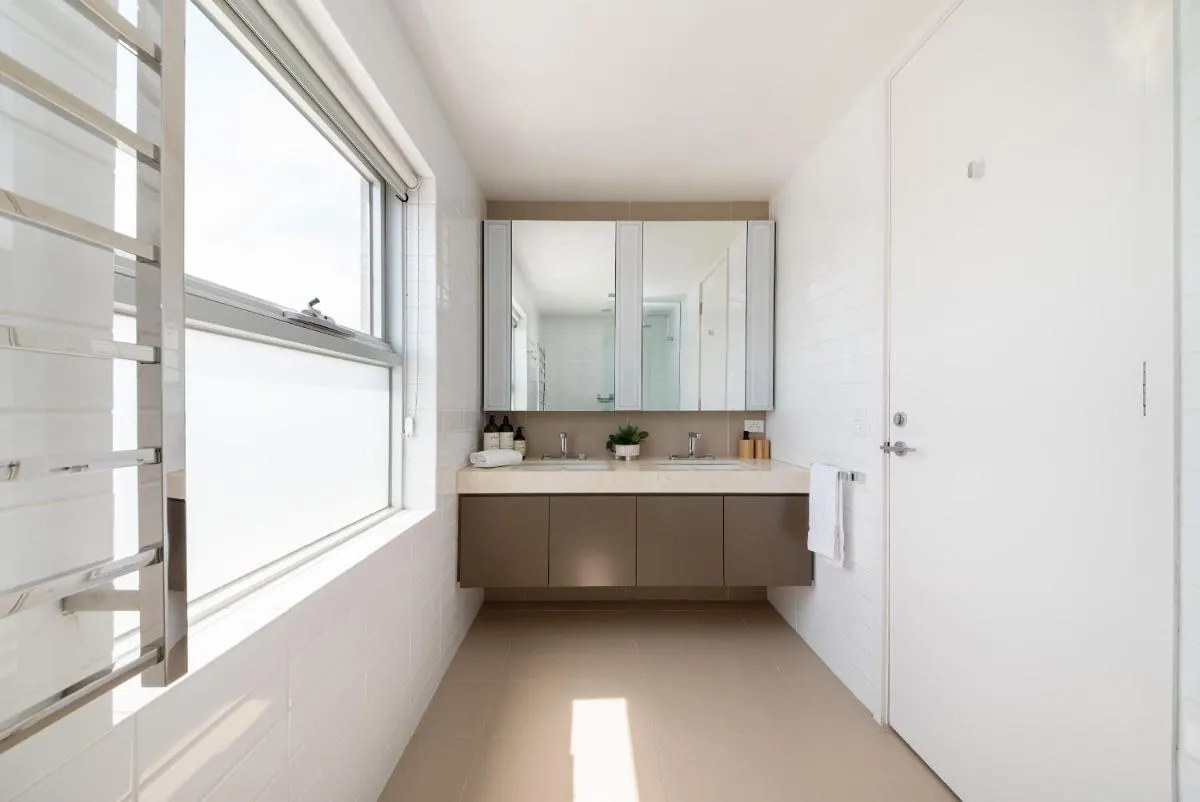 Melbourne Penthouse Apartment A Walk to Brighton Beach — 3