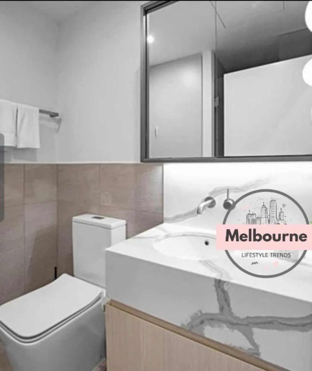 Modern SOHO Duplex Free Parking – City View — 4