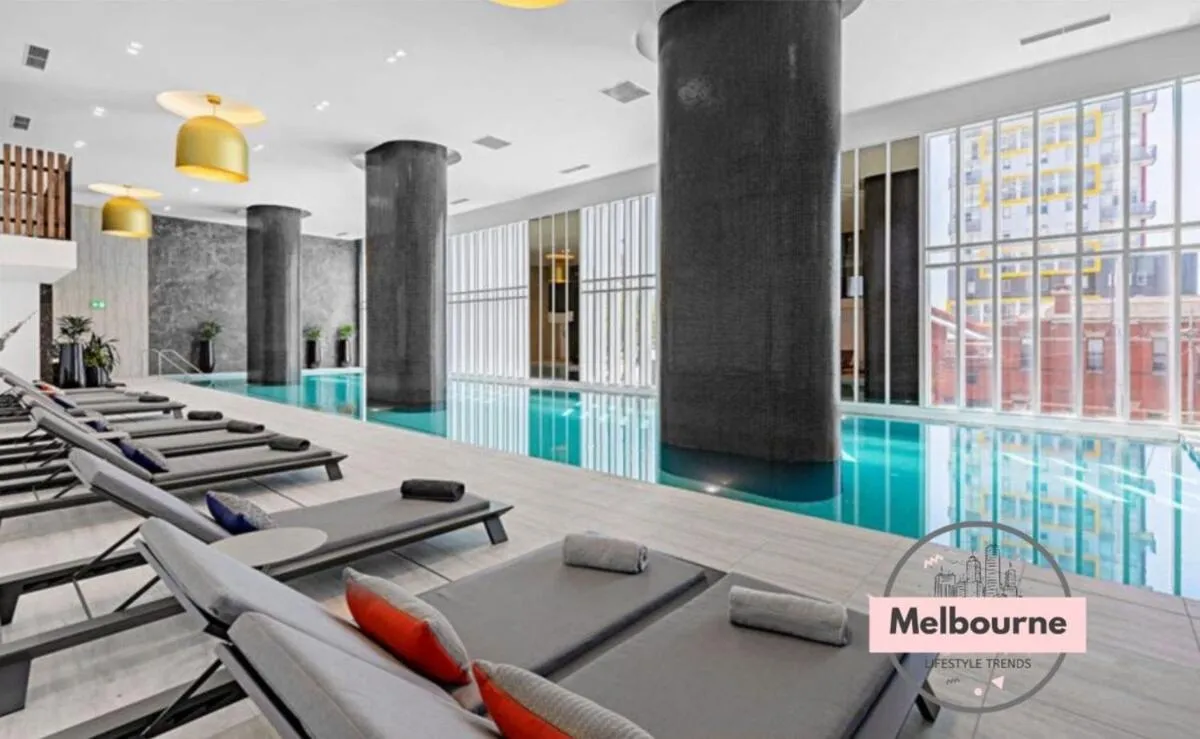 Modern SOHO Duplex Free Parking – City View — 3
