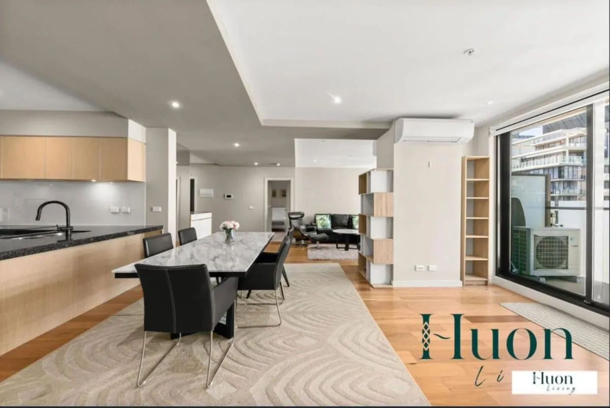 Penthouse style 4brmx4bath apt — 4