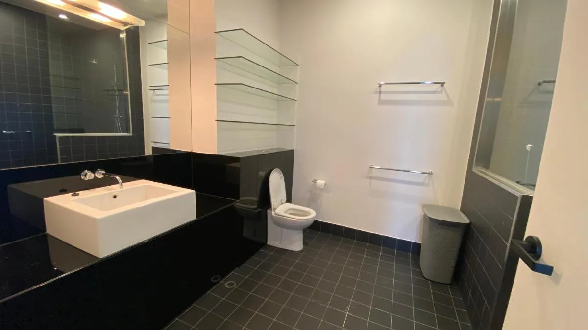 Perfect 4-Bed Penthouse w Parking Pool and Gym — 5