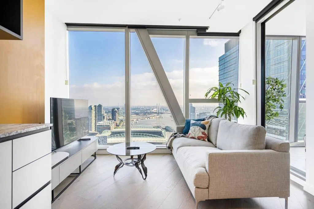 Prestigious 1B apt w stunning harbour view#WSP37A