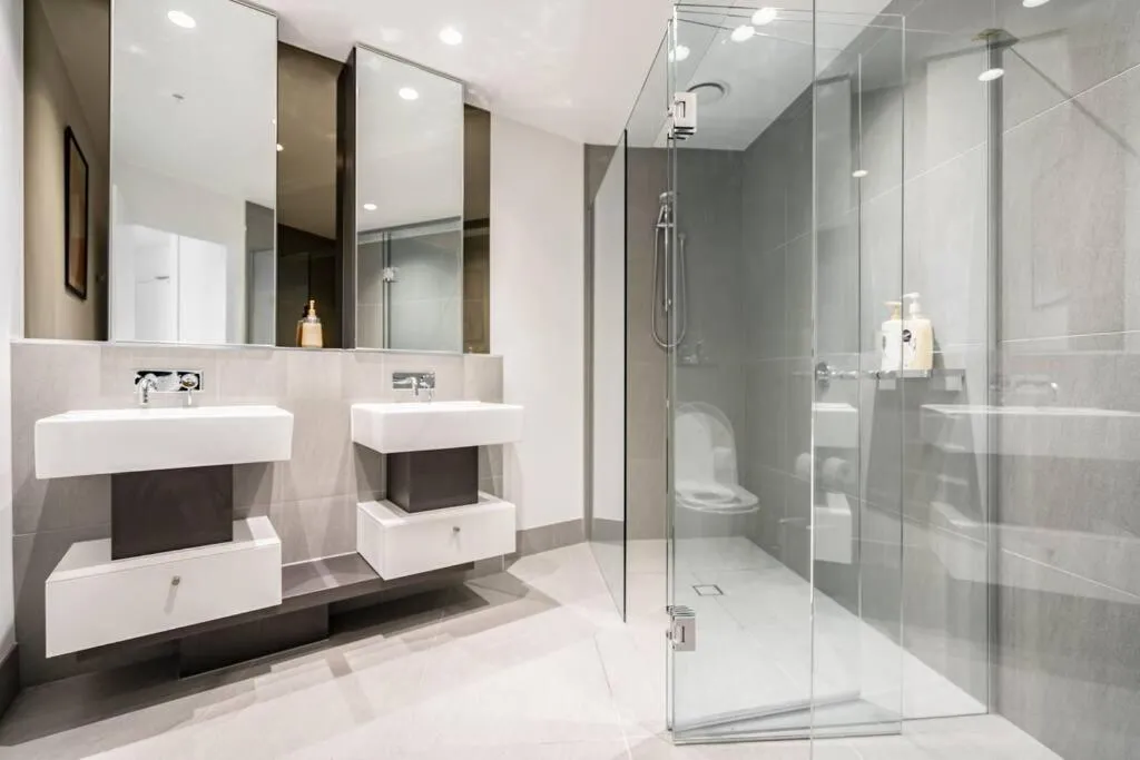 Prestigious 1B apt w stunning harbour view#WSP37A — 3