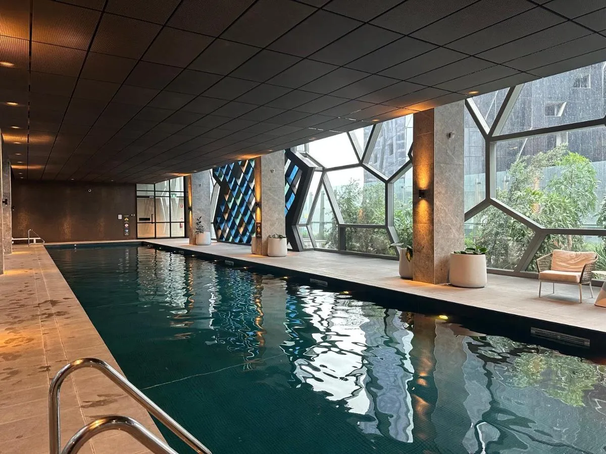 Ritz Grand Retreat — 4