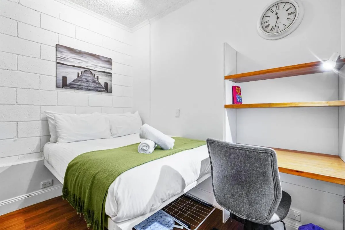 ShelleyStayz on Flinders 311 — 2