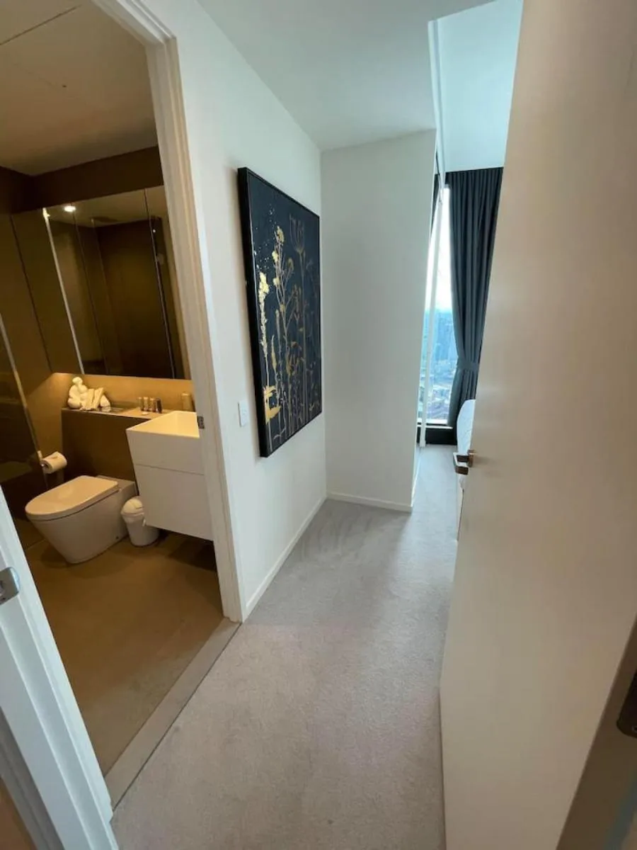 Sky High View 2 Bedroom Apartment in Southbank — 4
