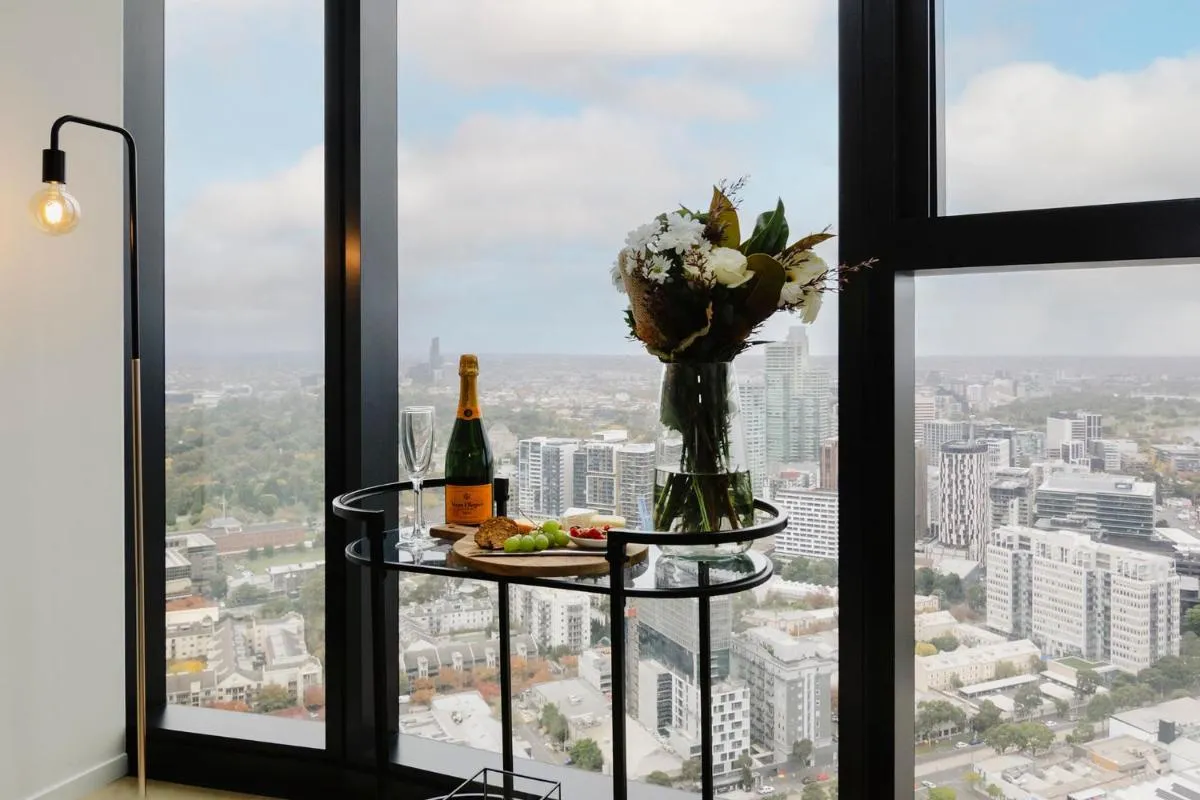 Sophisticated Skyline Serenity at Southbank — 4