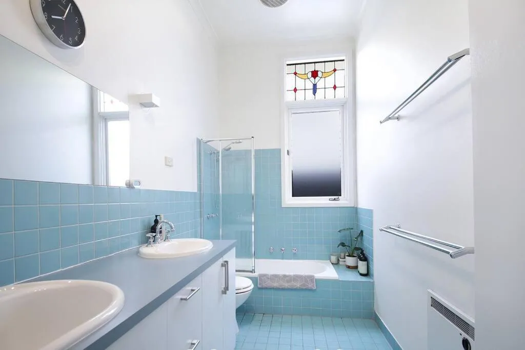 Spacious light-filled 3BD sanctuary in Northcote — 3