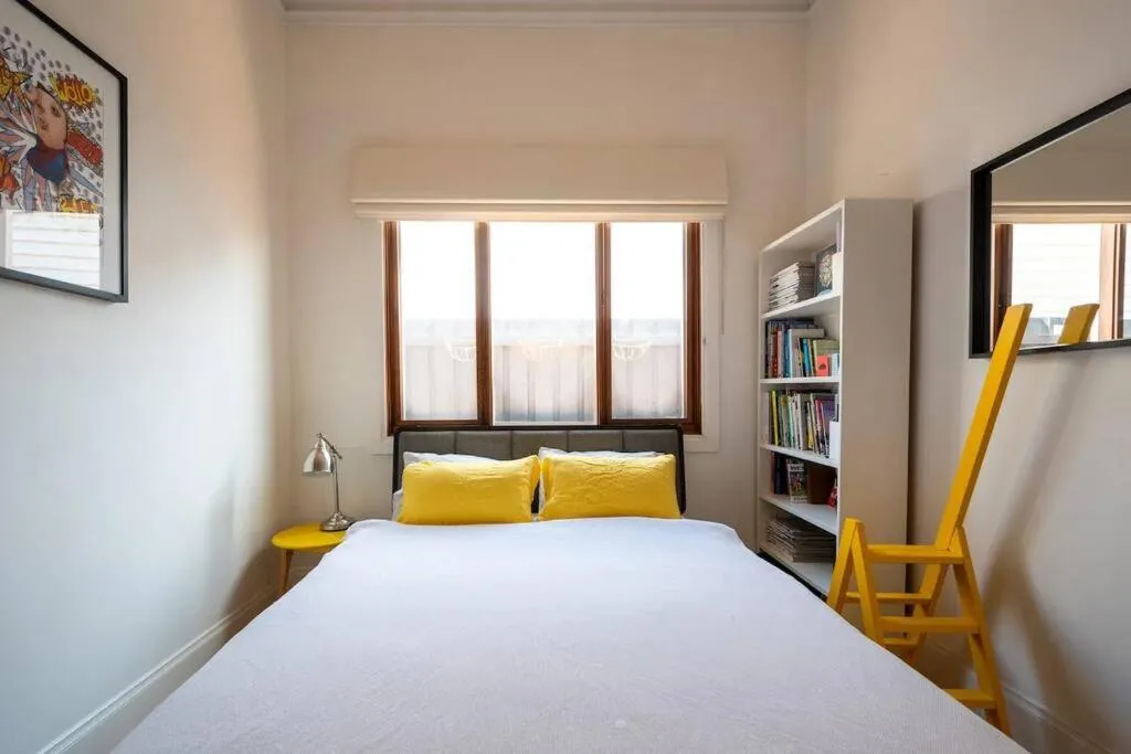 Spacious light-filled 3BD sanctuary in Northcote — 2
