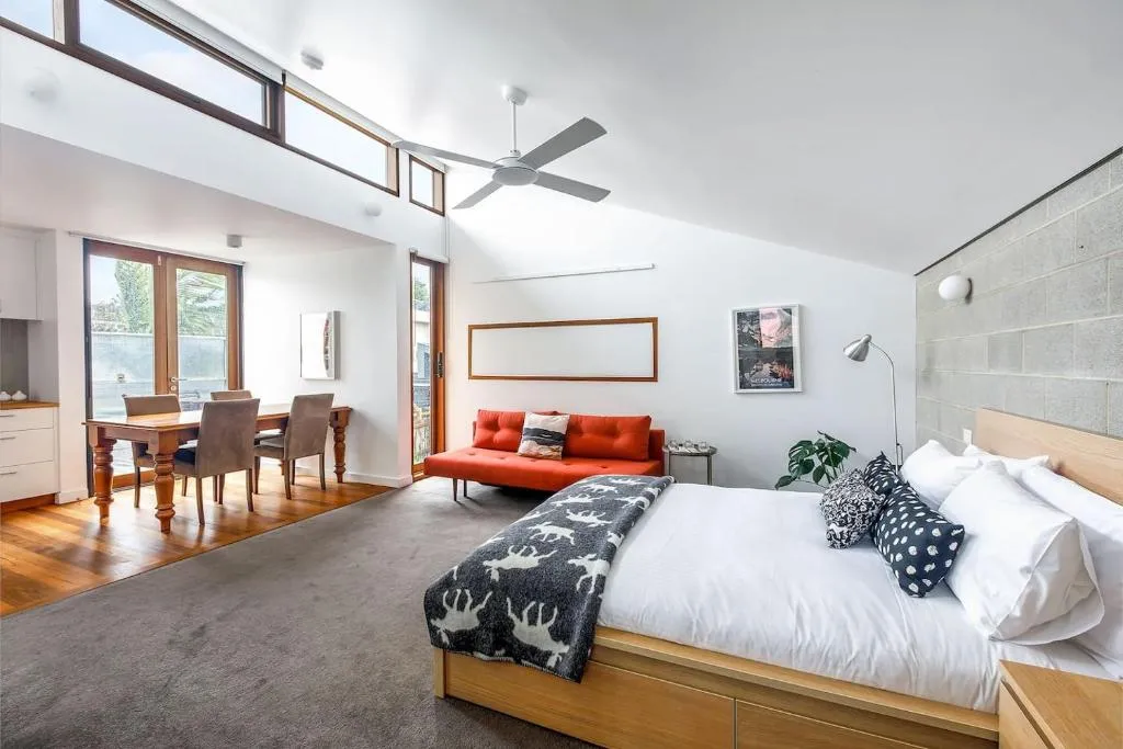 ‘Studio 43’ Vintage Warehouse Vibes in Fitzroy North