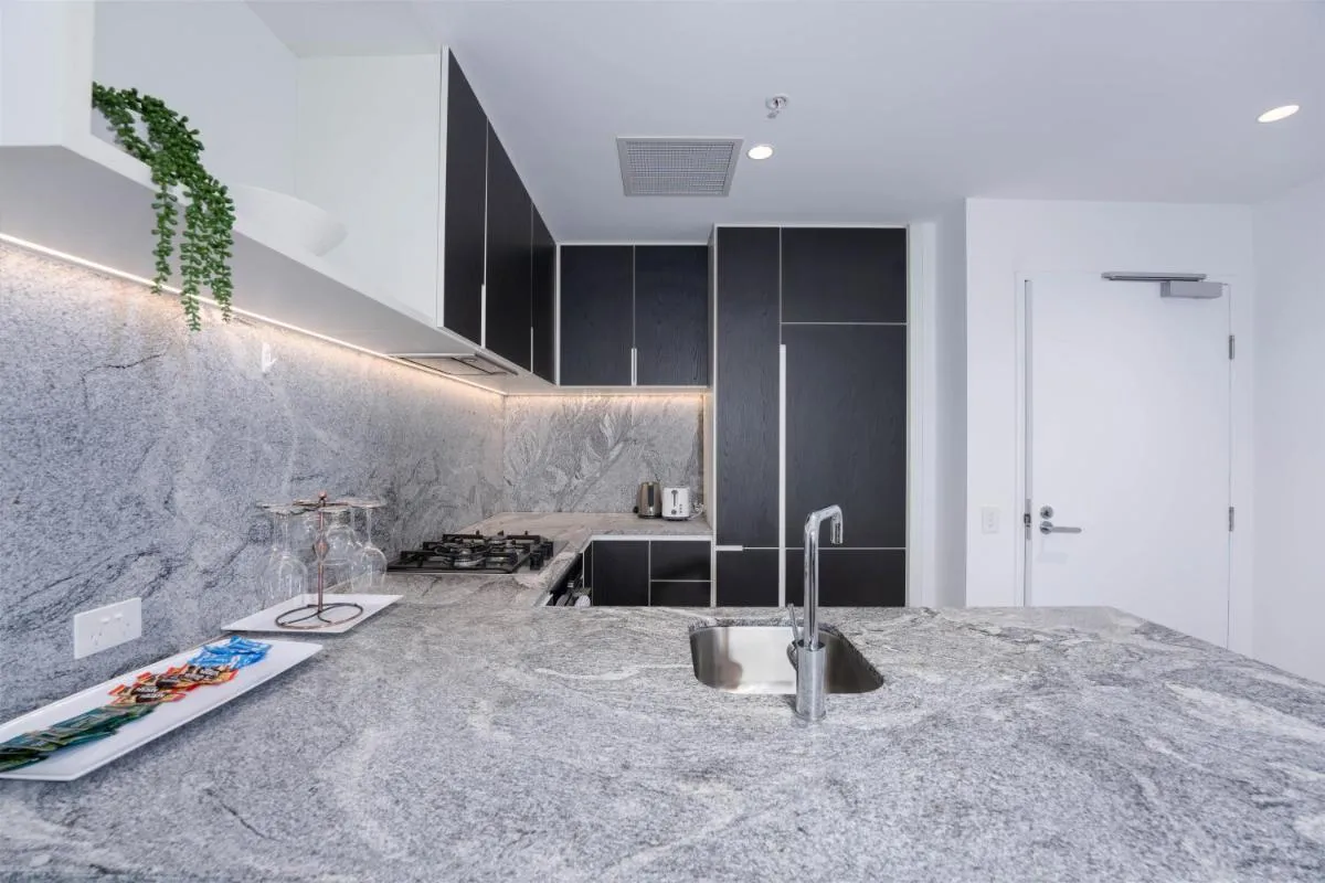 Stunning HighLevel 2br at WSP — 2
