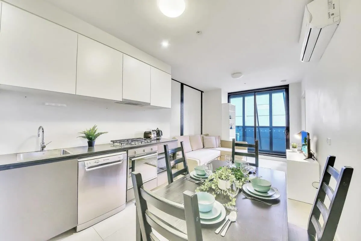 Stylish 2BR City Escape on Collins with Views — 4