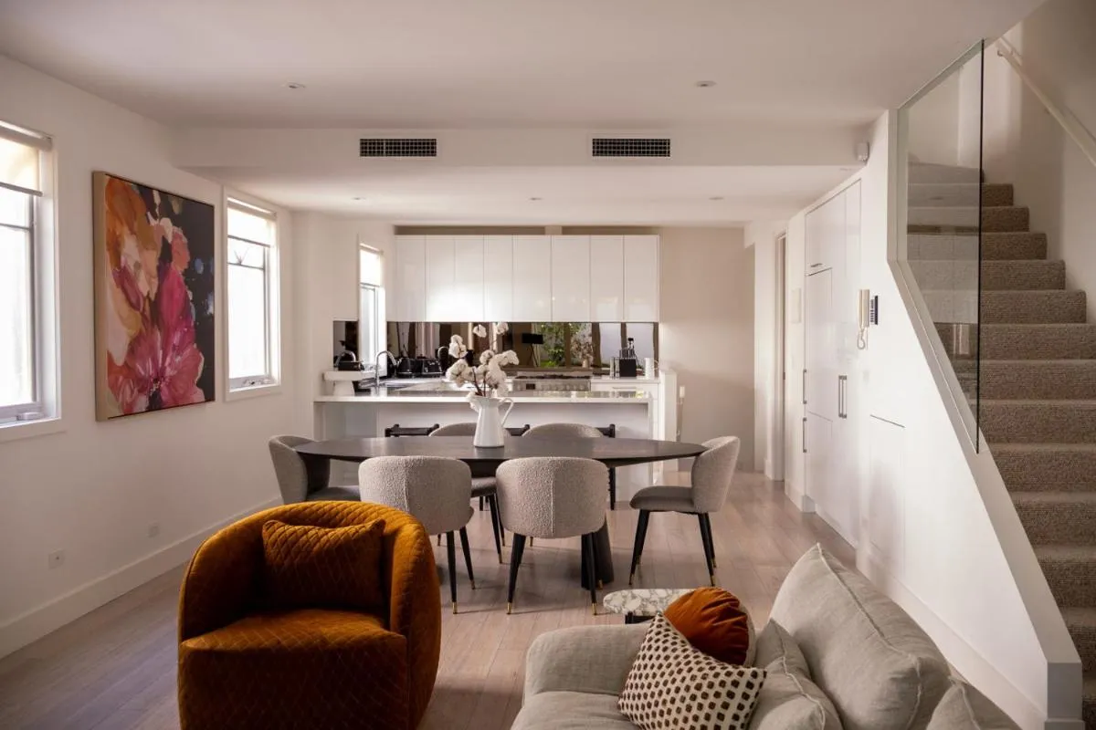 Stylish 3-Bedroom in the Heart of South Yarra — 3