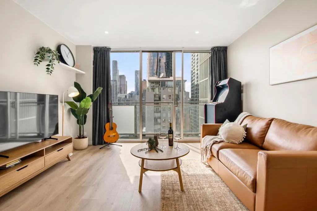 Stylish CBD Apartment Urban Escape & Epic Views!