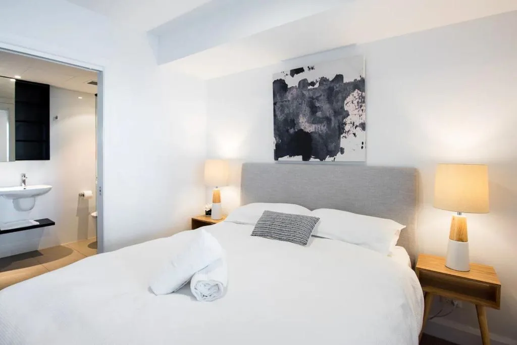 Superior City Stay – Above the Sheraton