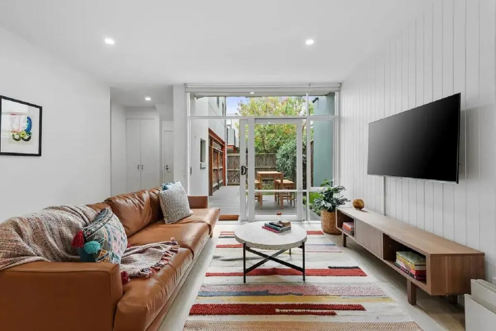 The Richmond House by Ready Set Stay