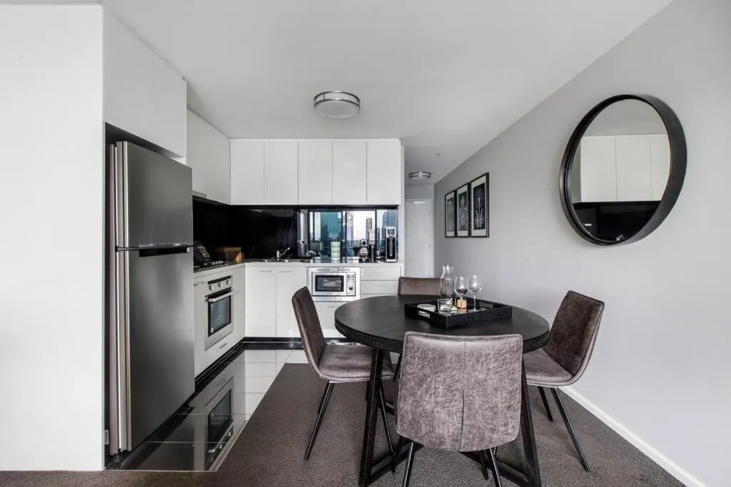 The Skysill – A Sleek Inner city Sanctuary with Pool — 5