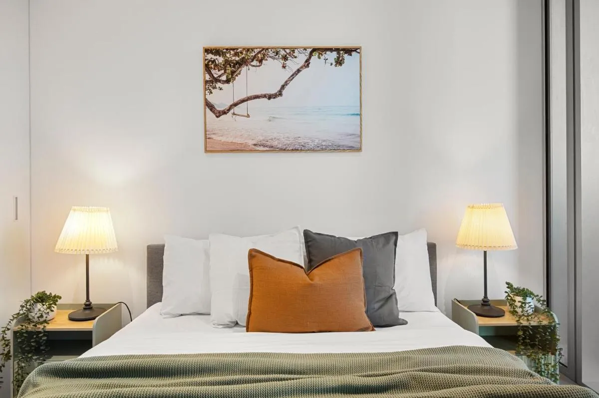 Urban Gem 2BR Apartment in CBD — 3