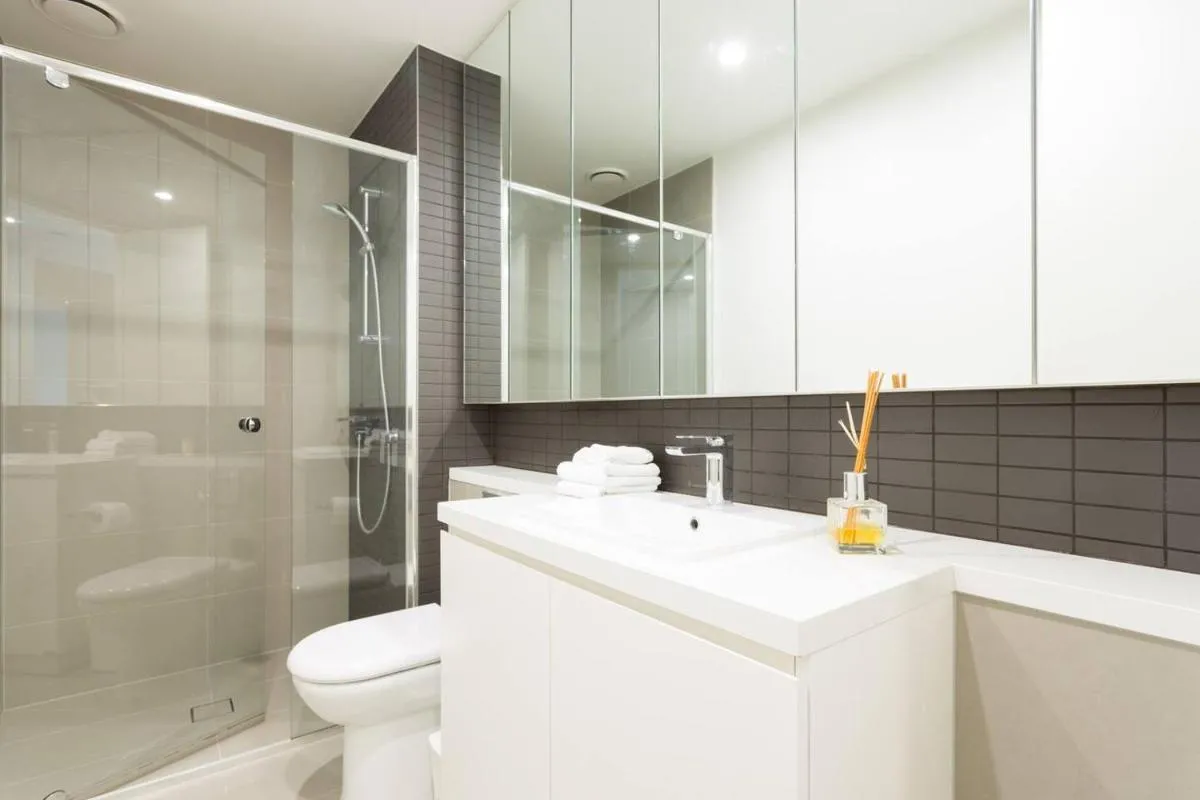 Urban Stay in Trendy Windsor close to Chapel St — 3