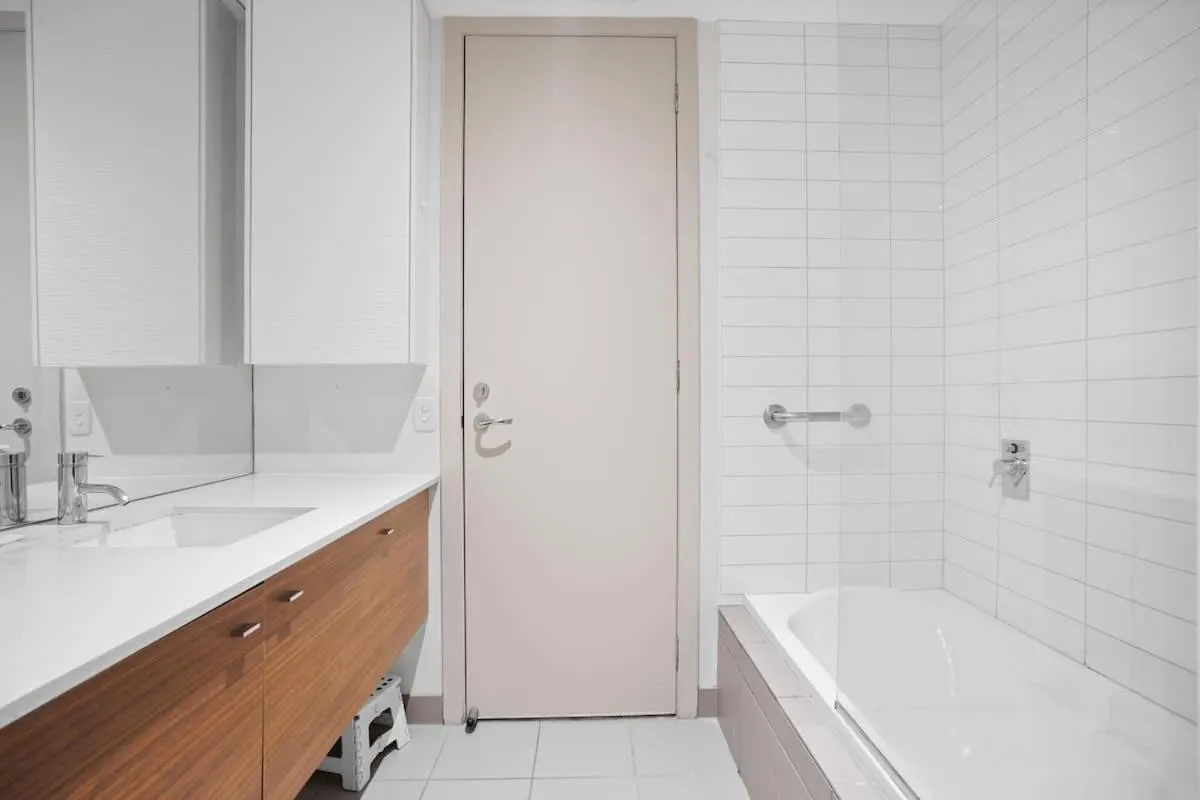 W30 – Sparkling North Melbourne Gem with parking — 3