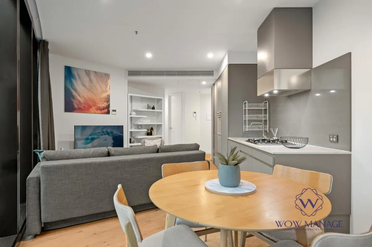 WOW Apartment on Clarendon — 5