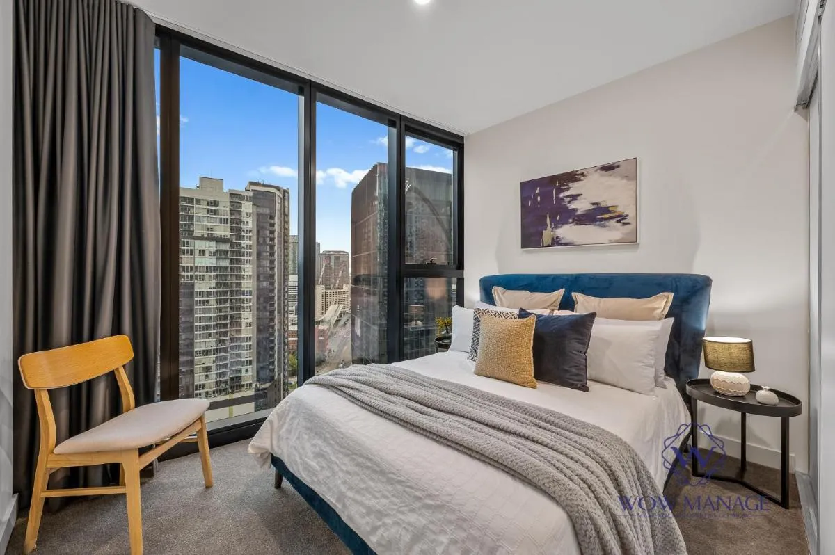 WOW Apartment on Clarendon — 2