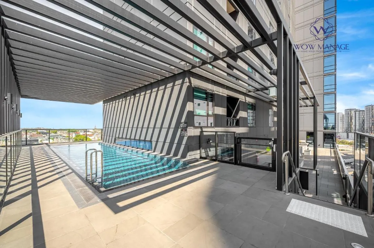 WOW Apartment on Hancock Southbank — 4