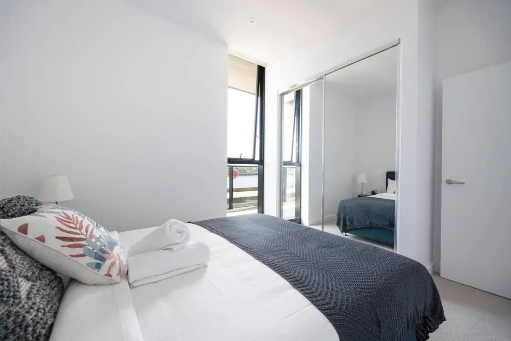 Waterfront apt Mel’s Collins Street FREE PARKING#CWG — 2