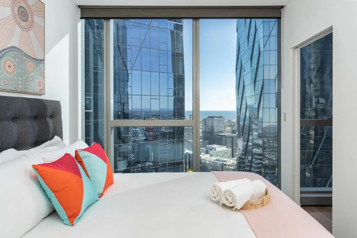 West Side Place 2BR with Pool Sauna Gym and Luxe Living — 2