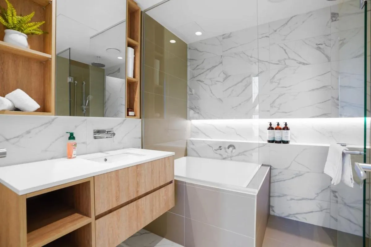 West Side Place 2 Bed 2 Bath Family Home with Pool Sauna Gym — 3