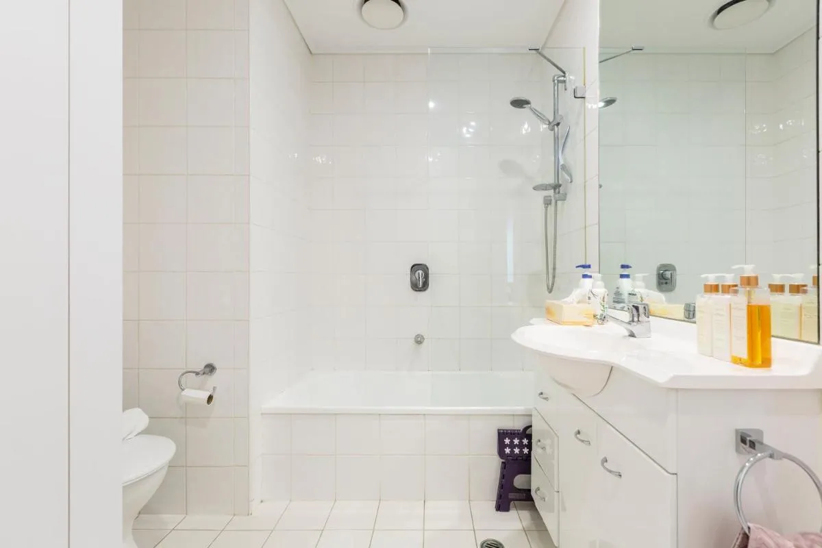 ☆of Southbank☆Light filled apartment☆HUGE private terrace with city views☆Parking☆Pool☆Gym☆WiFi — 3