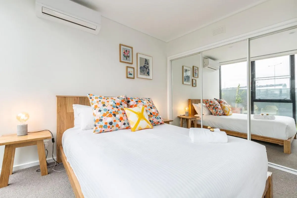 ☆of Southbank☆Light filled apartment☆HUGE private terrace with city views☆Parking☆Pool☆Gym☆WiFi — 2