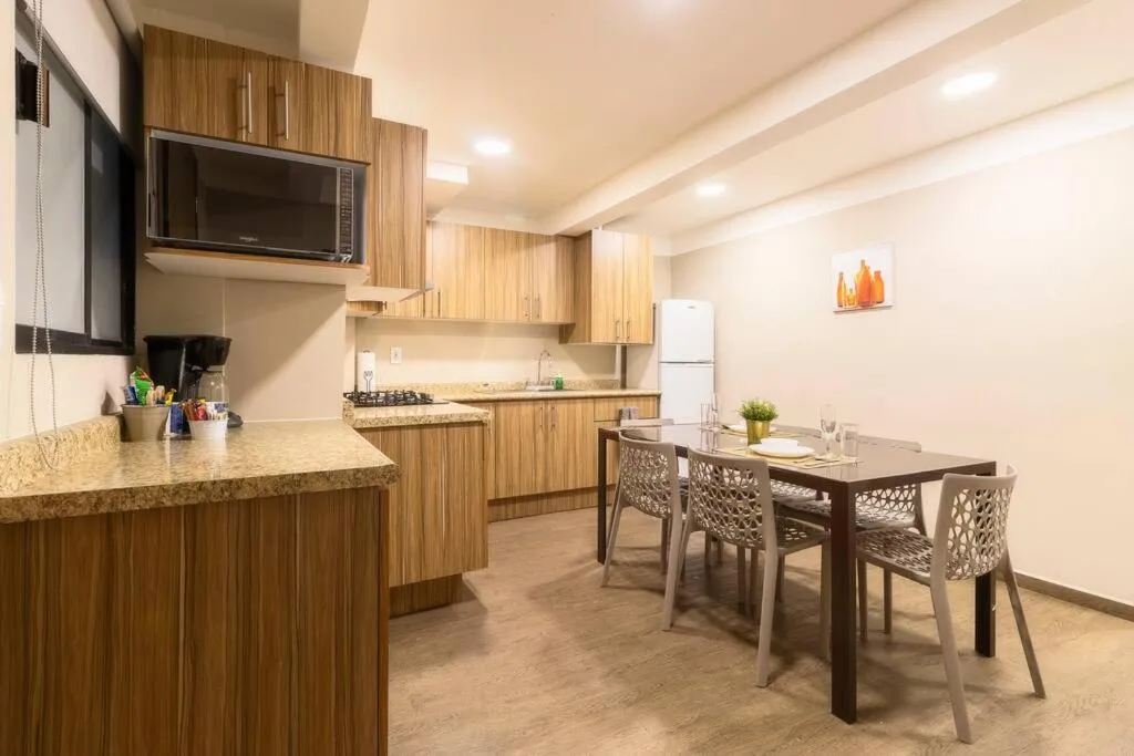 Image 1 of 102 Centro 2Bdrm 2bath apt AC Rooftop