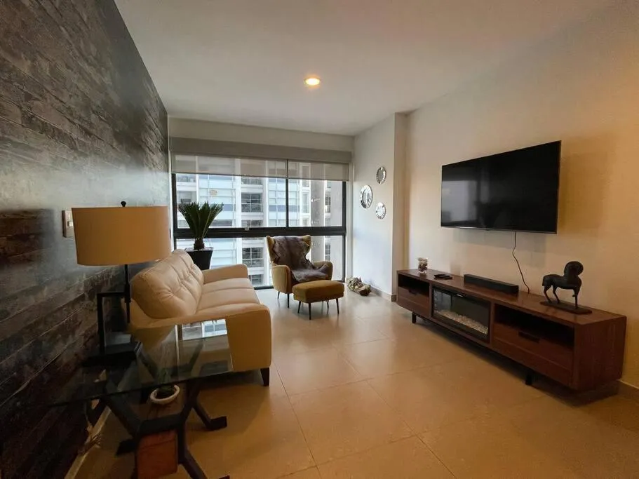 Image 2 of Argento Apartment in New Polanco