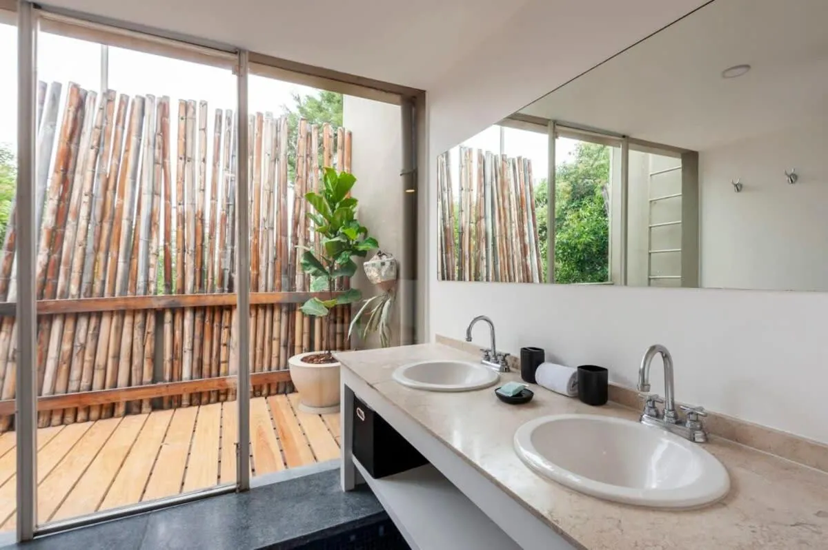 Image 2 of Beautiful 3BR in Condesa