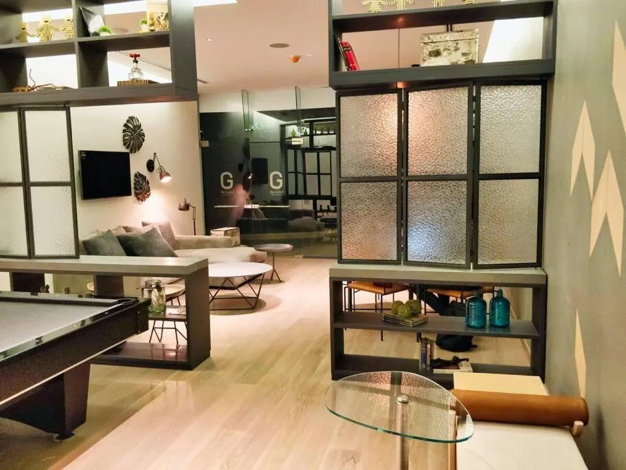 Image 1 of Beautiful Hi-rise, King size, HS Wi-Fi, pool, gym