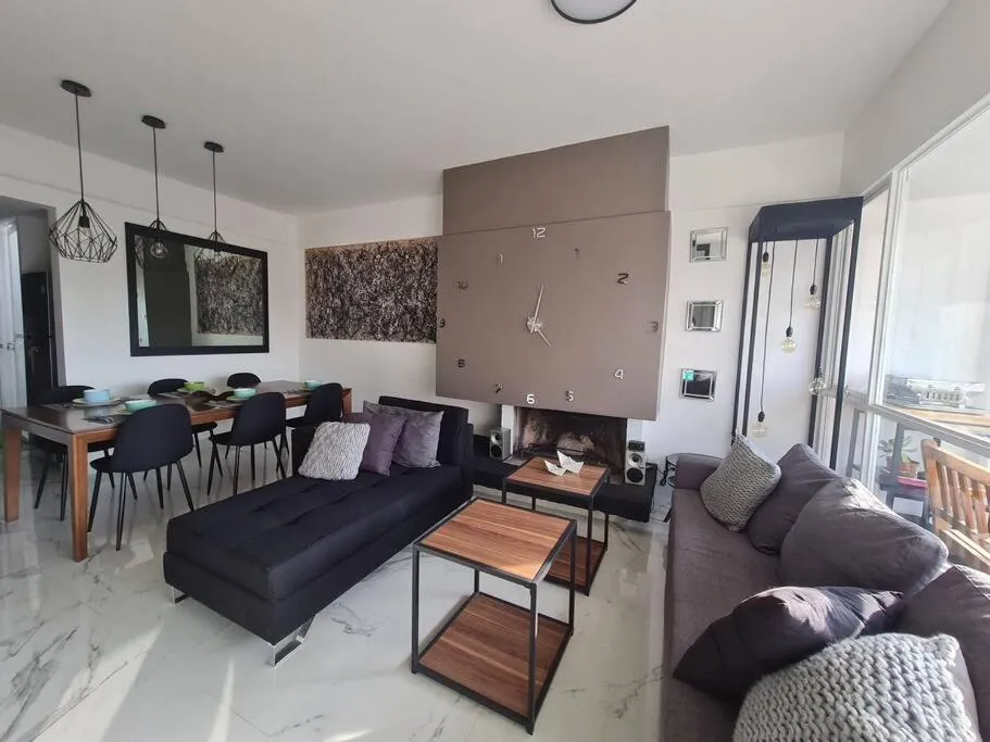 Image 4 of Bright APT w/view near Reforma