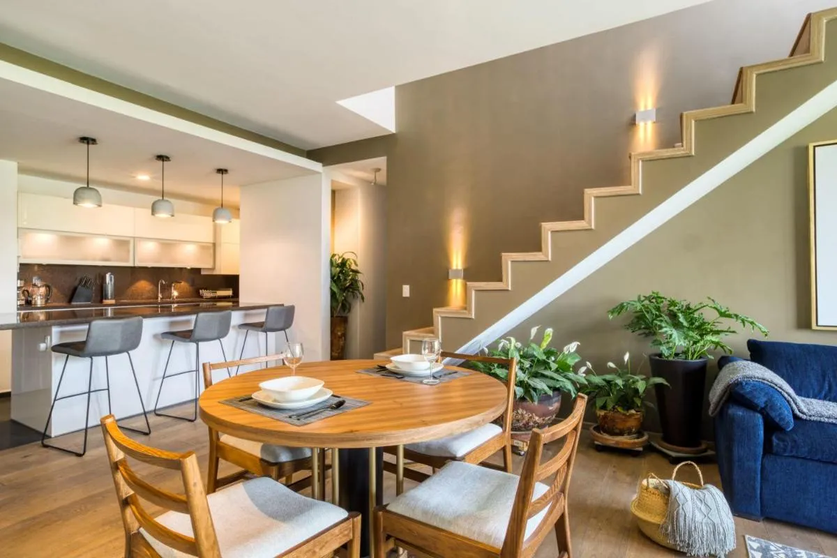 Image 2 of Chic PH Haven with rooftop, Condesa 2BR By Tasman