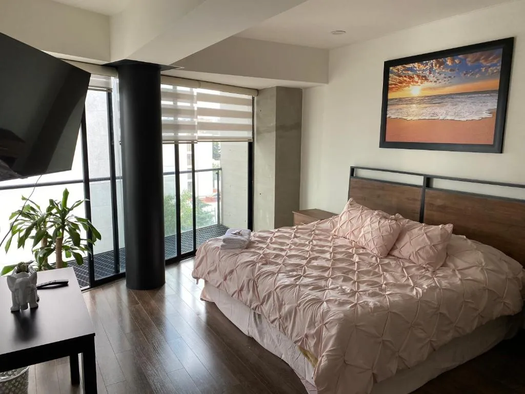 Image of Chicago House