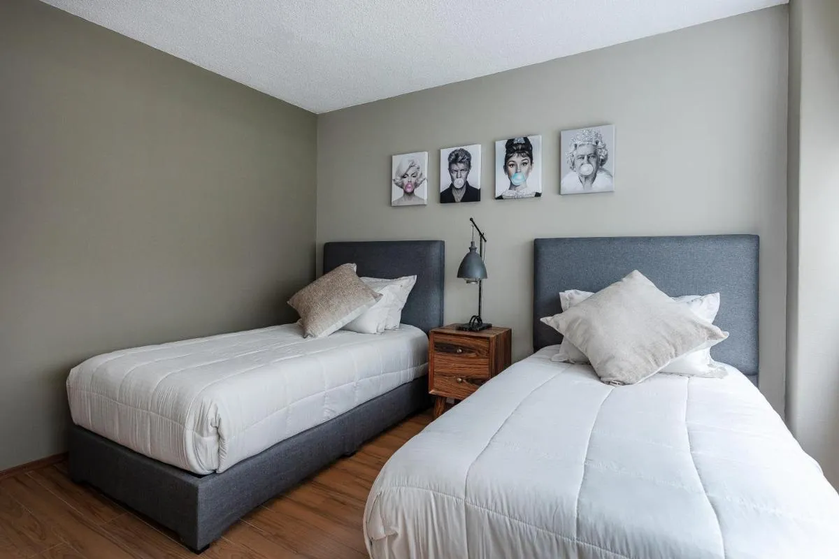 Image 1 of City Oasis Retreat – Modern 3 Bedroom Apartment