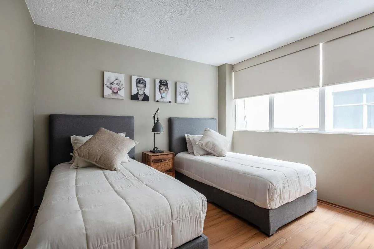 Image 5 of City Oasis Retreat – Modern 3 Bedroom Apartment