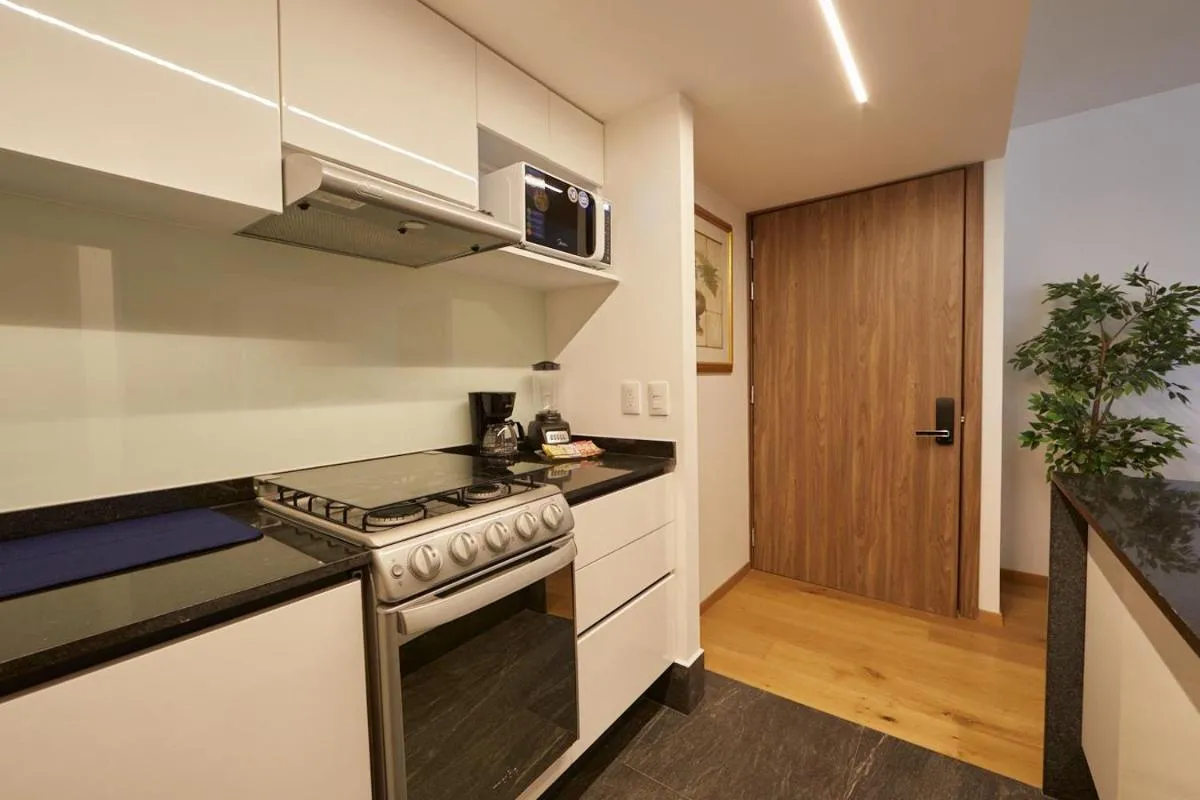 Image 4 of City Retreat Workspace, Wifi, Pool, Gym &parking
