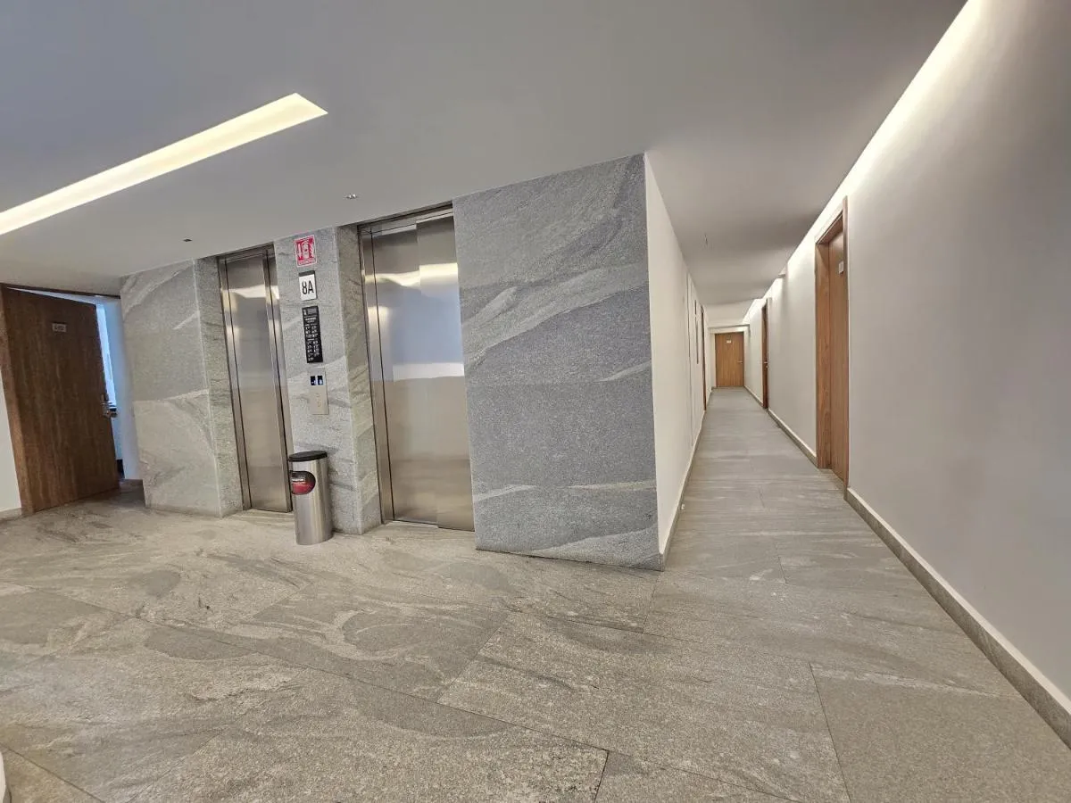 Image 2 of City Retreat Workspace, Wifi, Pool, Gym &parking