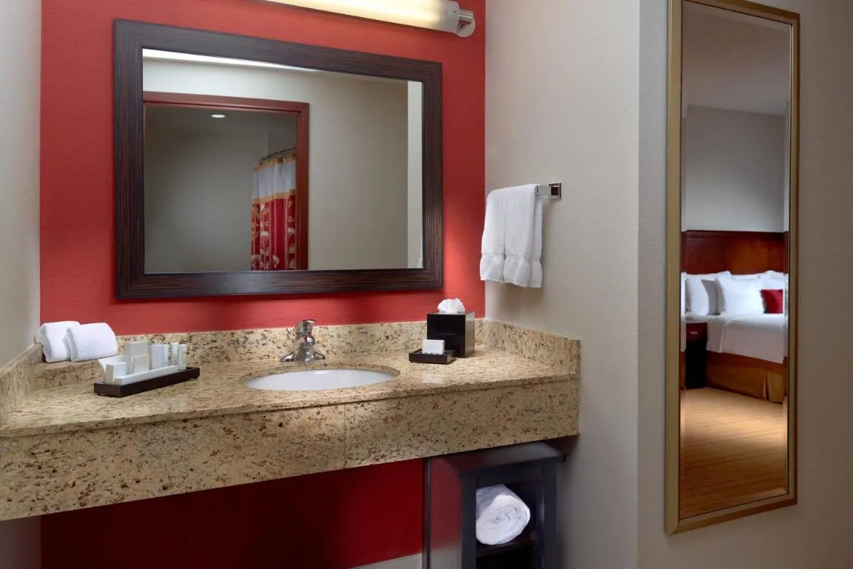 Image 2 of Courtyard by Marriott Mexico City Airport