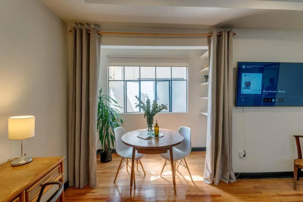 Image 5 of Cozy apartment heart of Condesa.